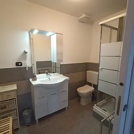 Bra Guest House